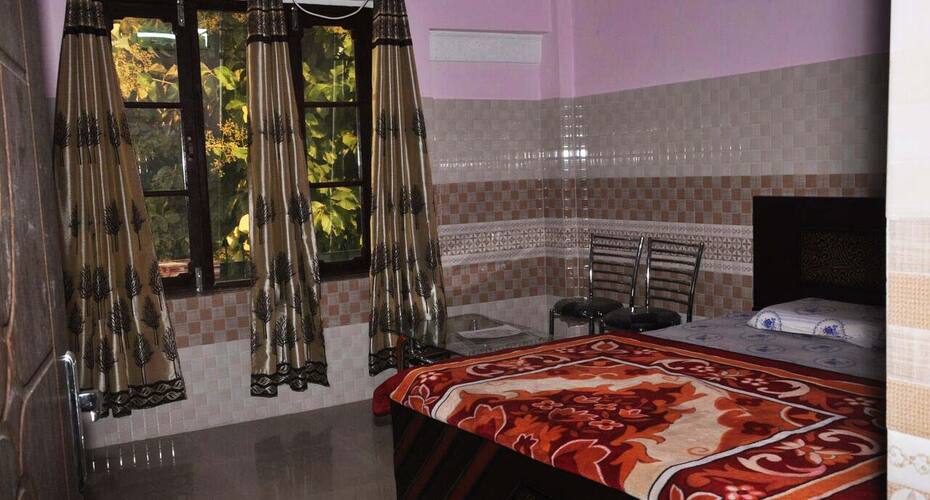 Hotel Kailash Parvat, Una 3
